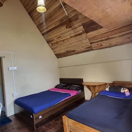 I Basa Homestay Sohrarim ภายนอก รูปภาพ