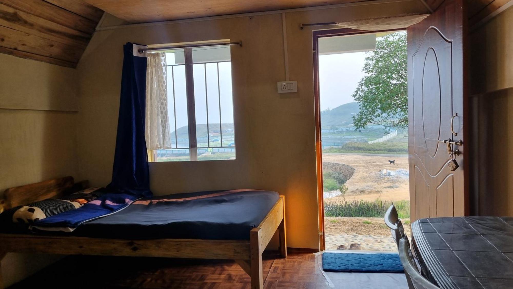 I Basa Homestay Sohrarim ภายนอก รูปภาพ